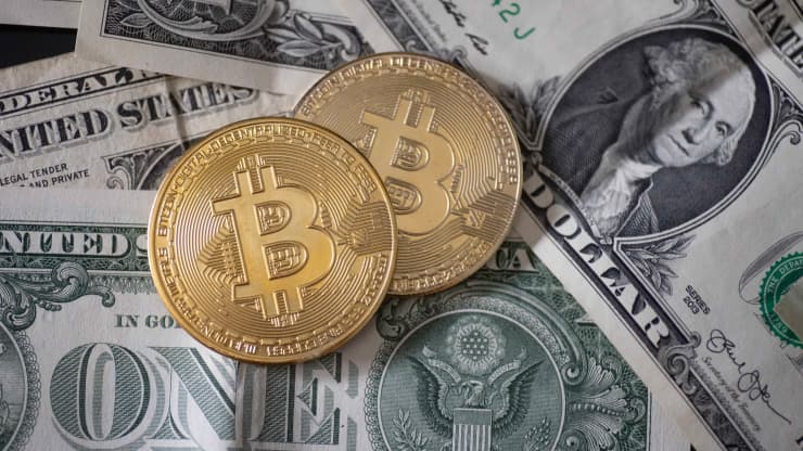 Read more about the article Bitcoin to banknotes